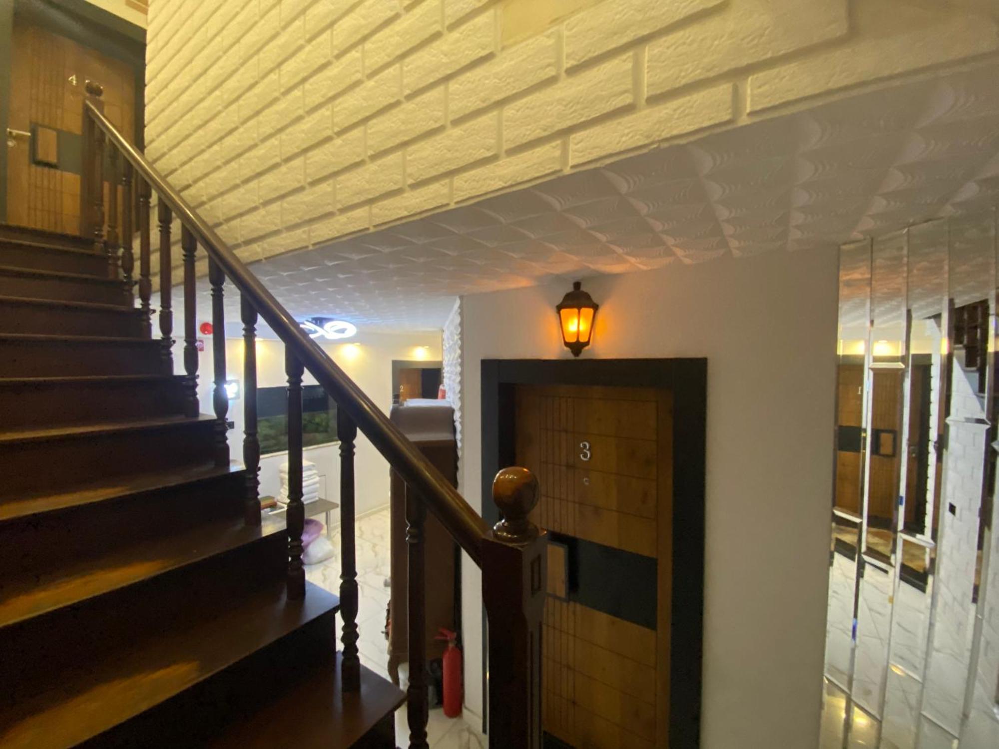 Casa Neptun In Old Batumiアパートメント エクステリア 写真