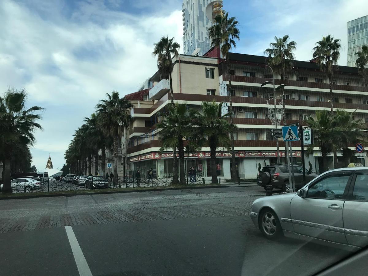 Casa Neptun In Old Batumiアパートメント エクステリア 写真